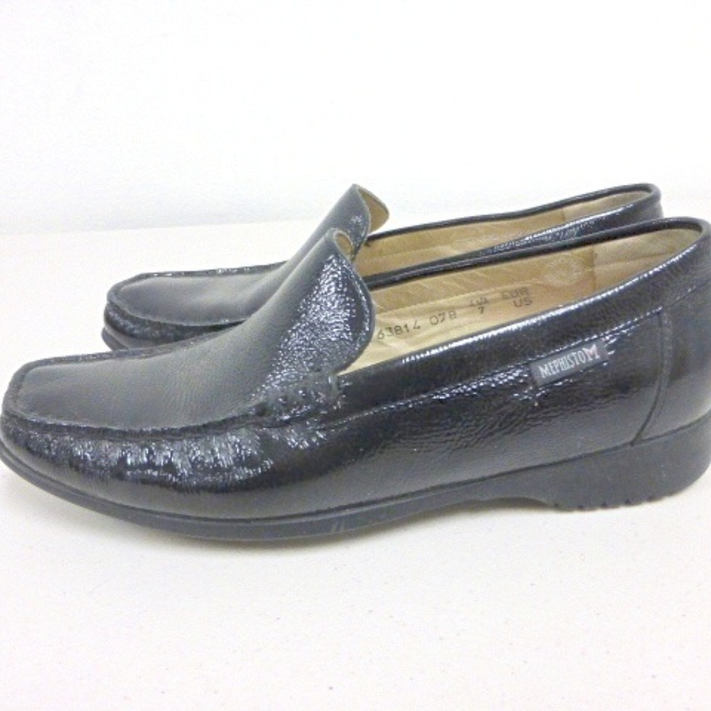 MEPHISTO black patent LEATHER Flats slip on LOAFERS 7 air cool